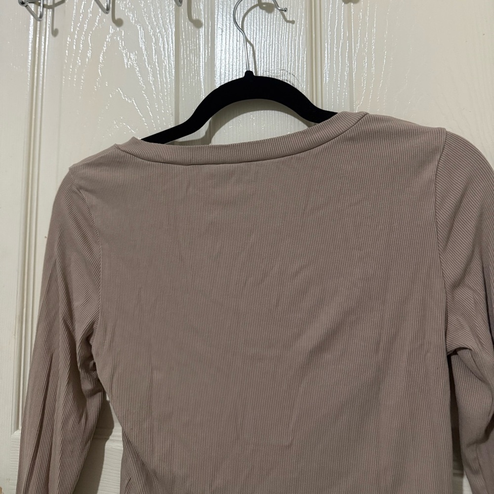 Shein Taupe Ribbed Cropped Henley Long Sleeve Top | Size M - Picture 8 of 8